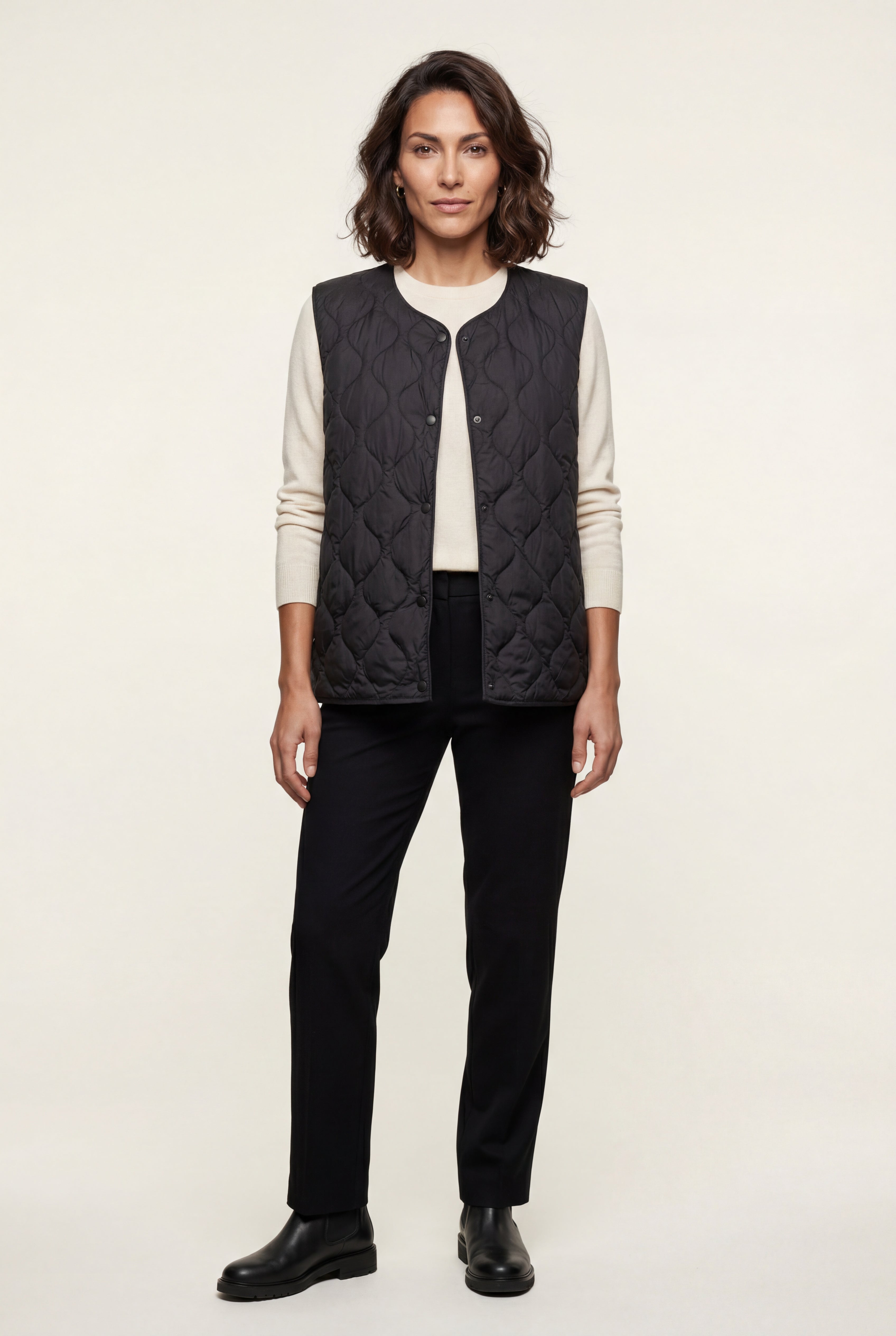 Lia | Diamond-quilted Sleeveless Bodywarmer Vest with Snap Closure