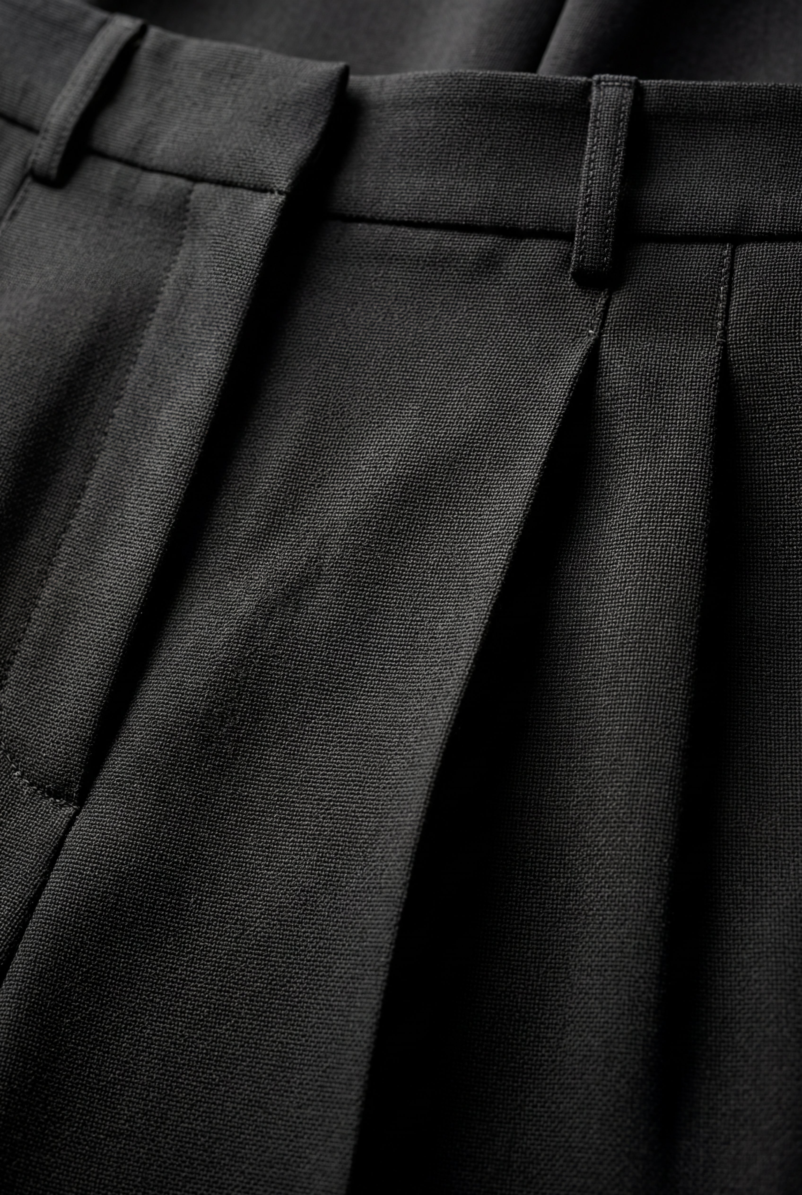 Lia | High-waisted Tailored Wide-leg Trousers with Pleats
