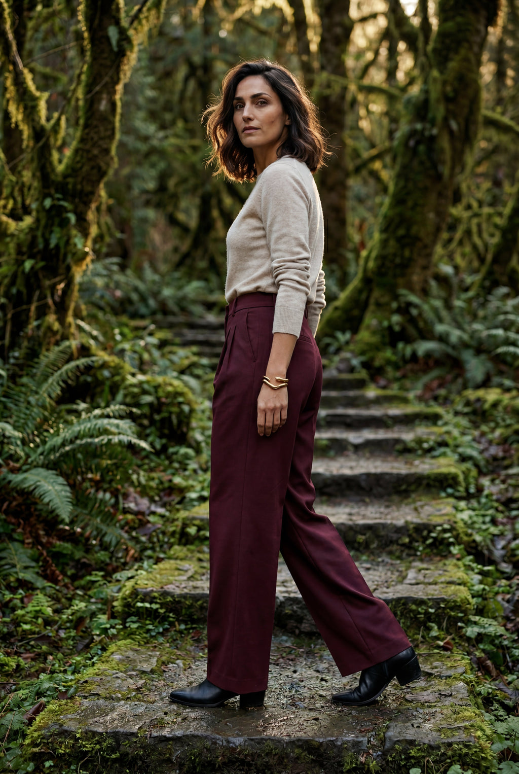 Lia | High-waisted Tailored Wide-leg Trousers with Pleats