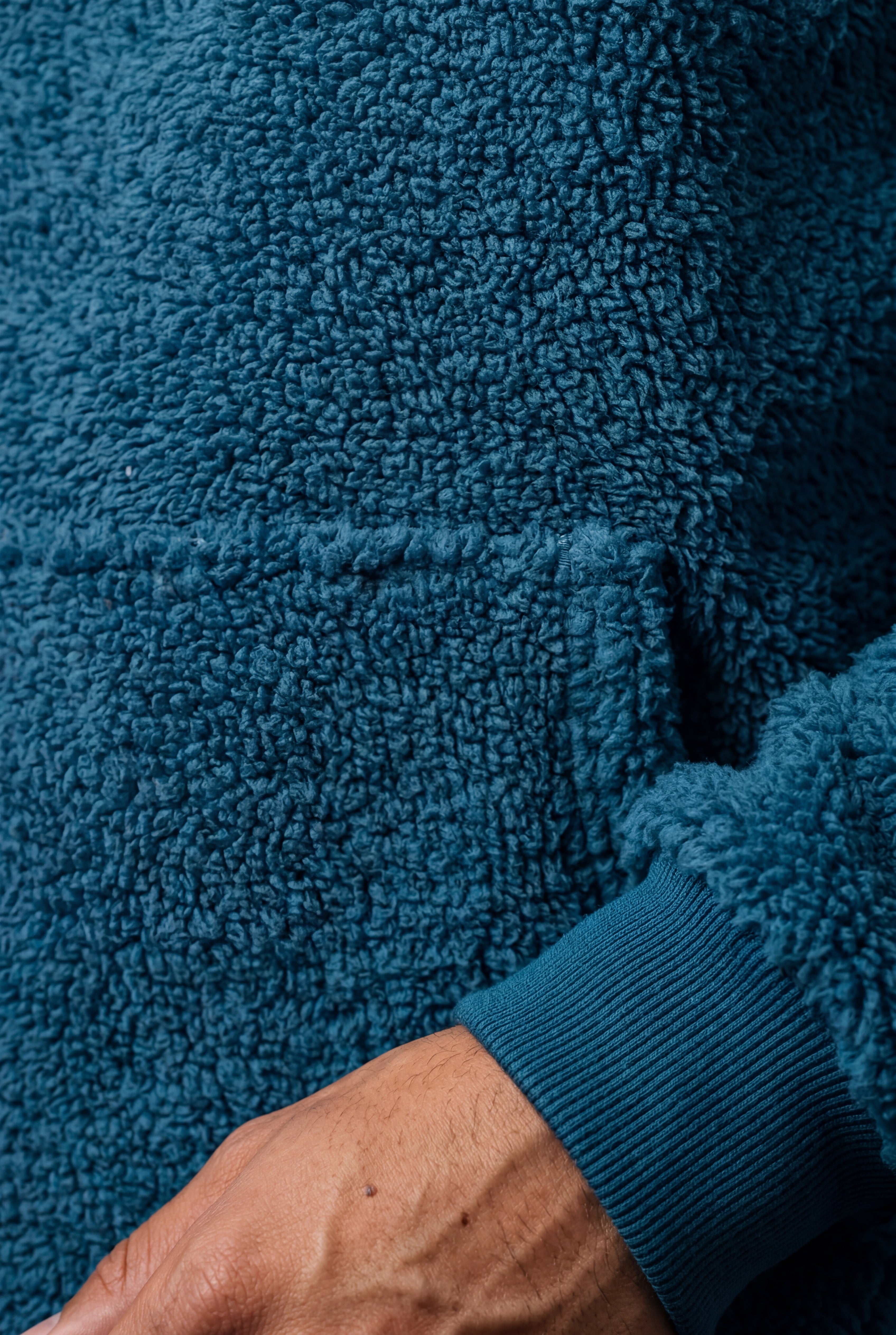 Liam | Plush Relaxed Fit Hoodie with Kangaroo Pocket