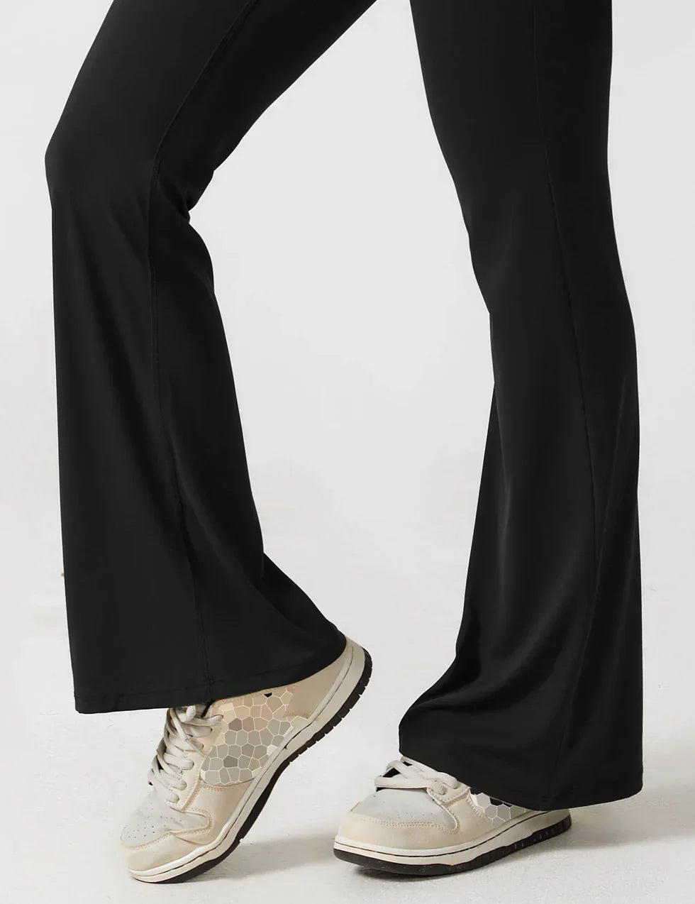 Elena - Flared Jumpsuit with V-Neck and Shaping Fit for Women