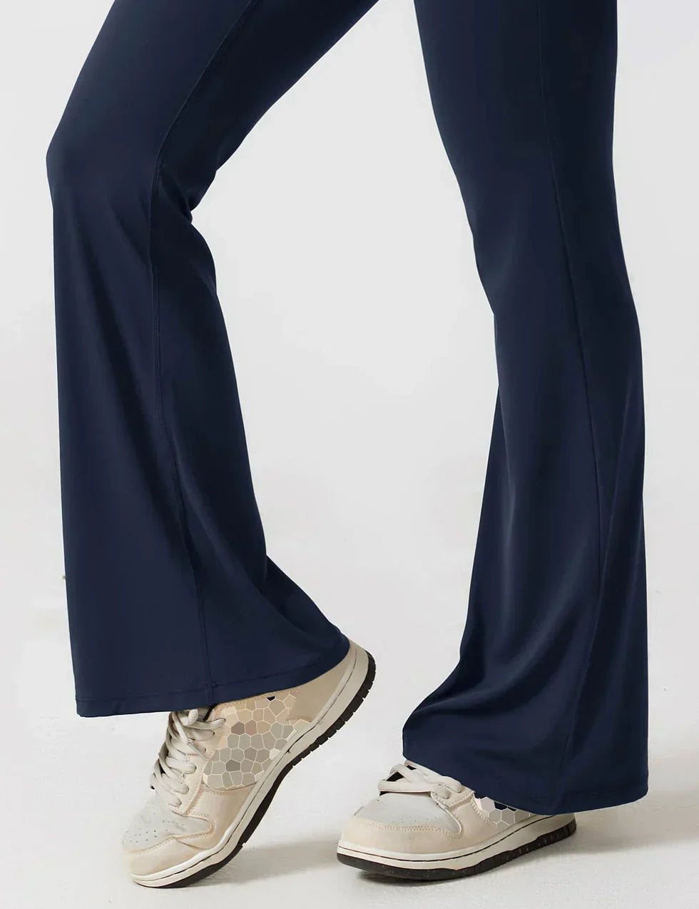 Elena - Flared Jumpsuit with V-Neck and Shaping Fit for Women