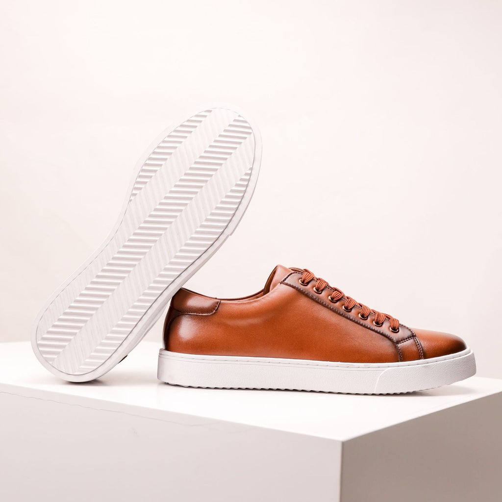 Liam | Low Top Minimalist Sneakers with Padded Collar