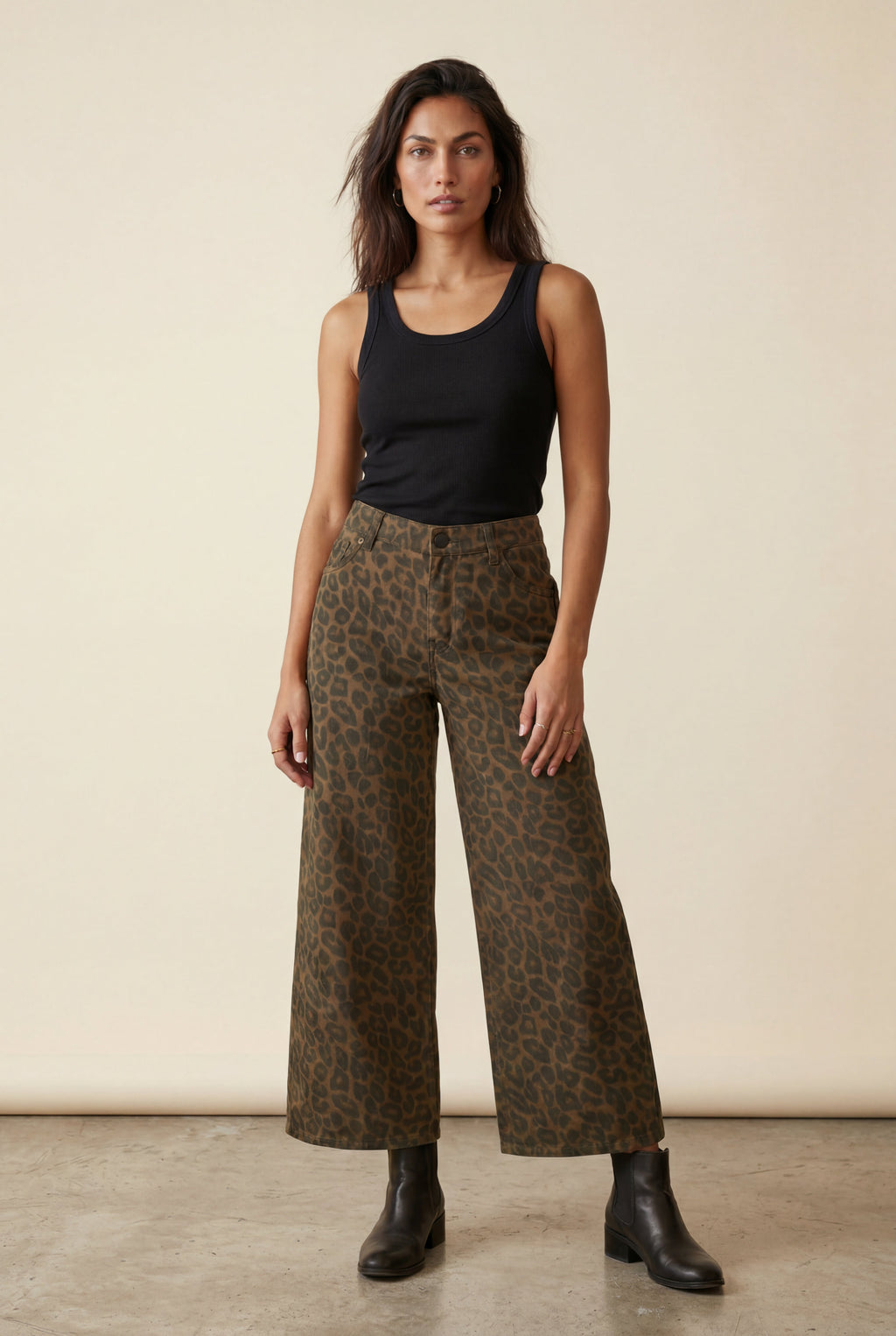 Lia | Olive Green Leopard Print Wide-leg High-waisted Trousers