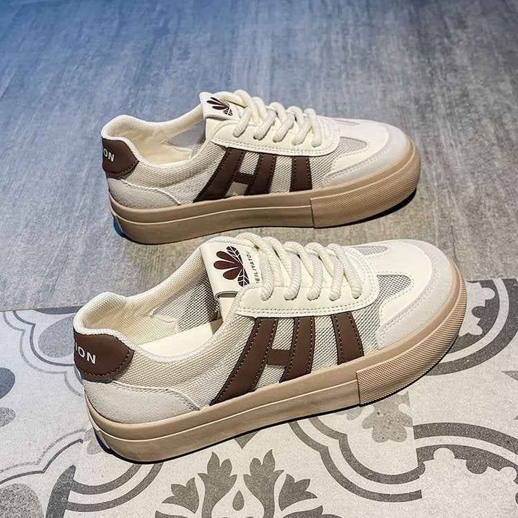 Lia | Women's Chunky Platform Retro-Inspired Lace-Up Sneakers