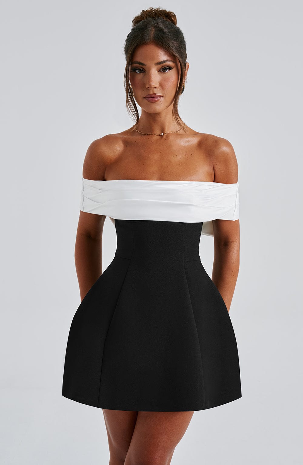 Enora - Noir Belle Bow Dress
