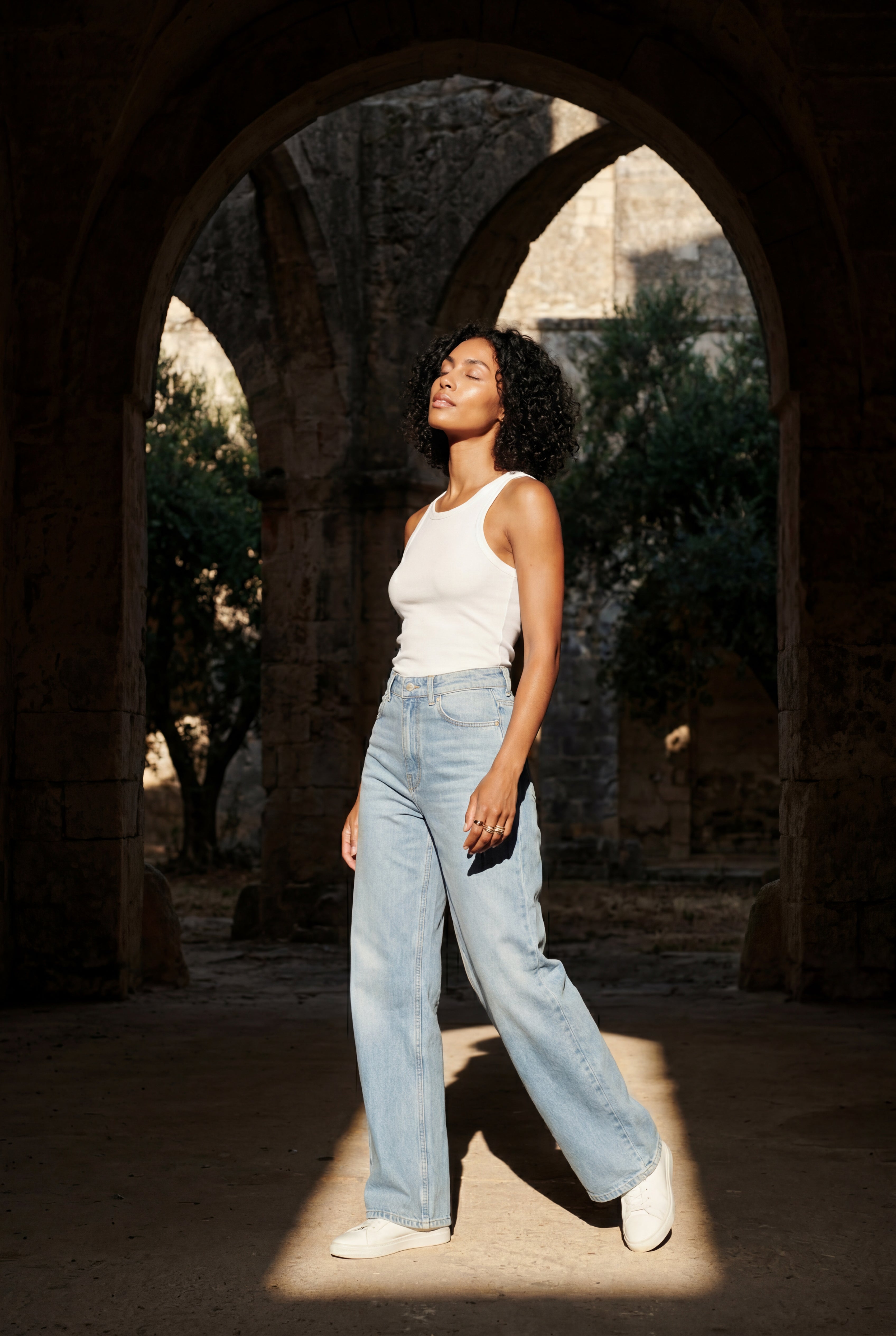 Lia | High-rise Wide Leg Vintage Jeans