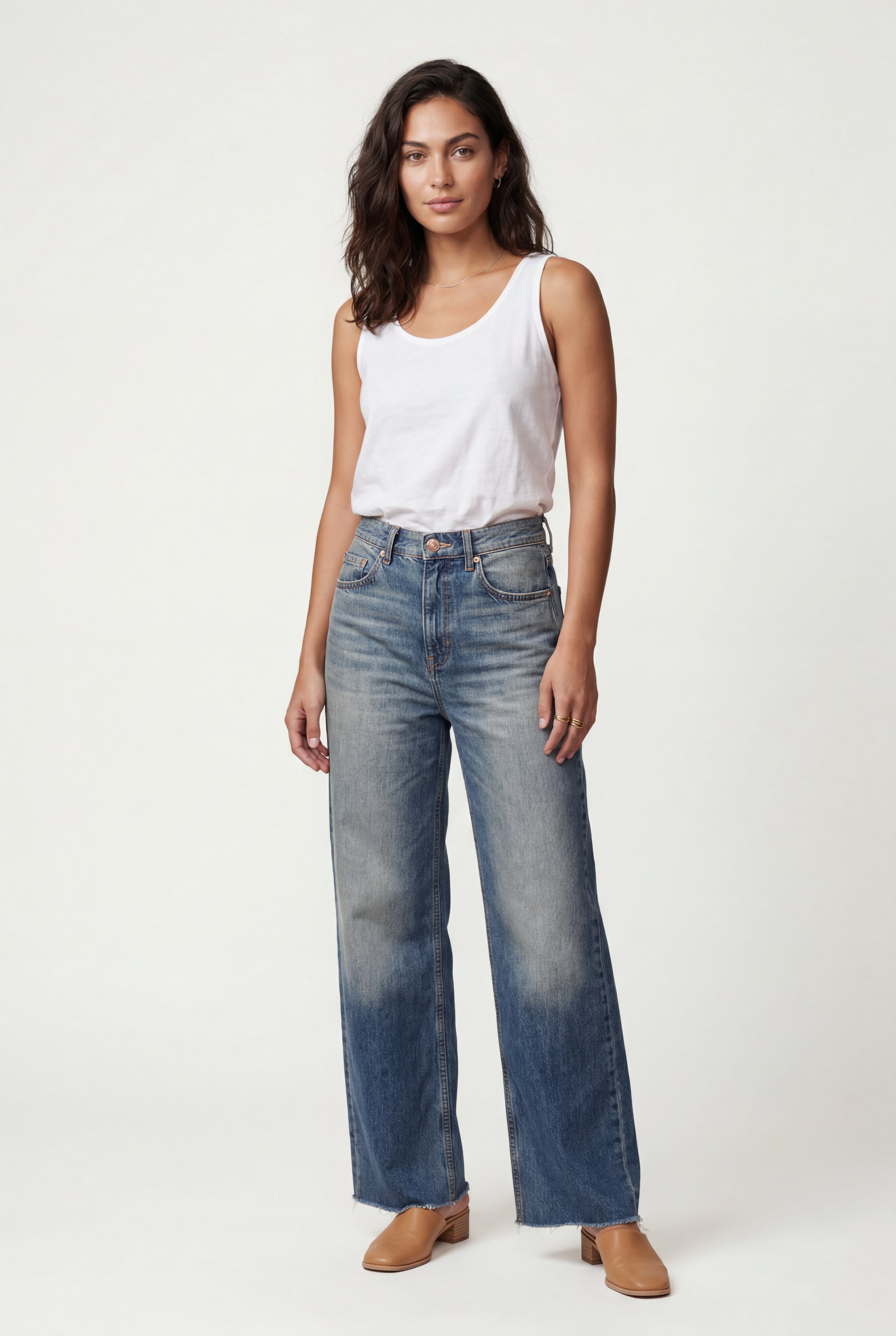 Lia | High-waisted Wide Leg Full-length Jeans