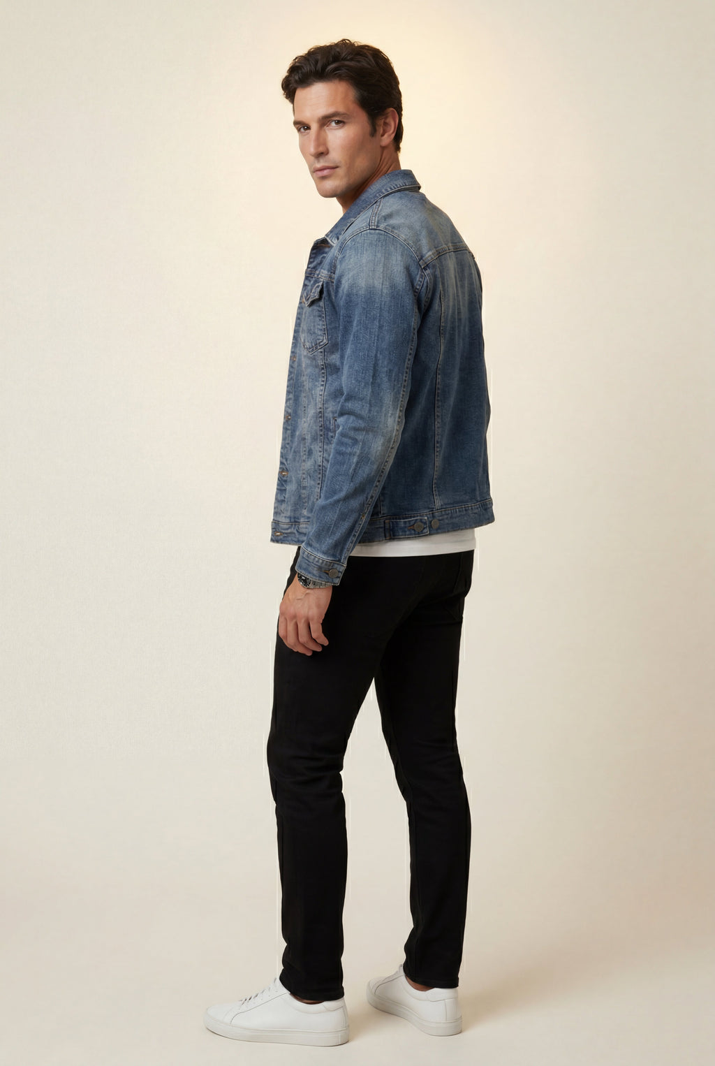 Liam | Medium Blue Classic Fit Trucker Jacket with Button Closure