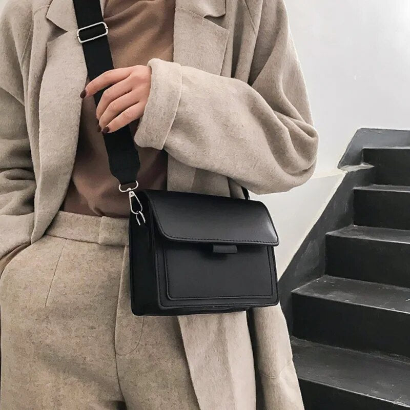 Milena | Crossbody Bag with Minimalist Design
