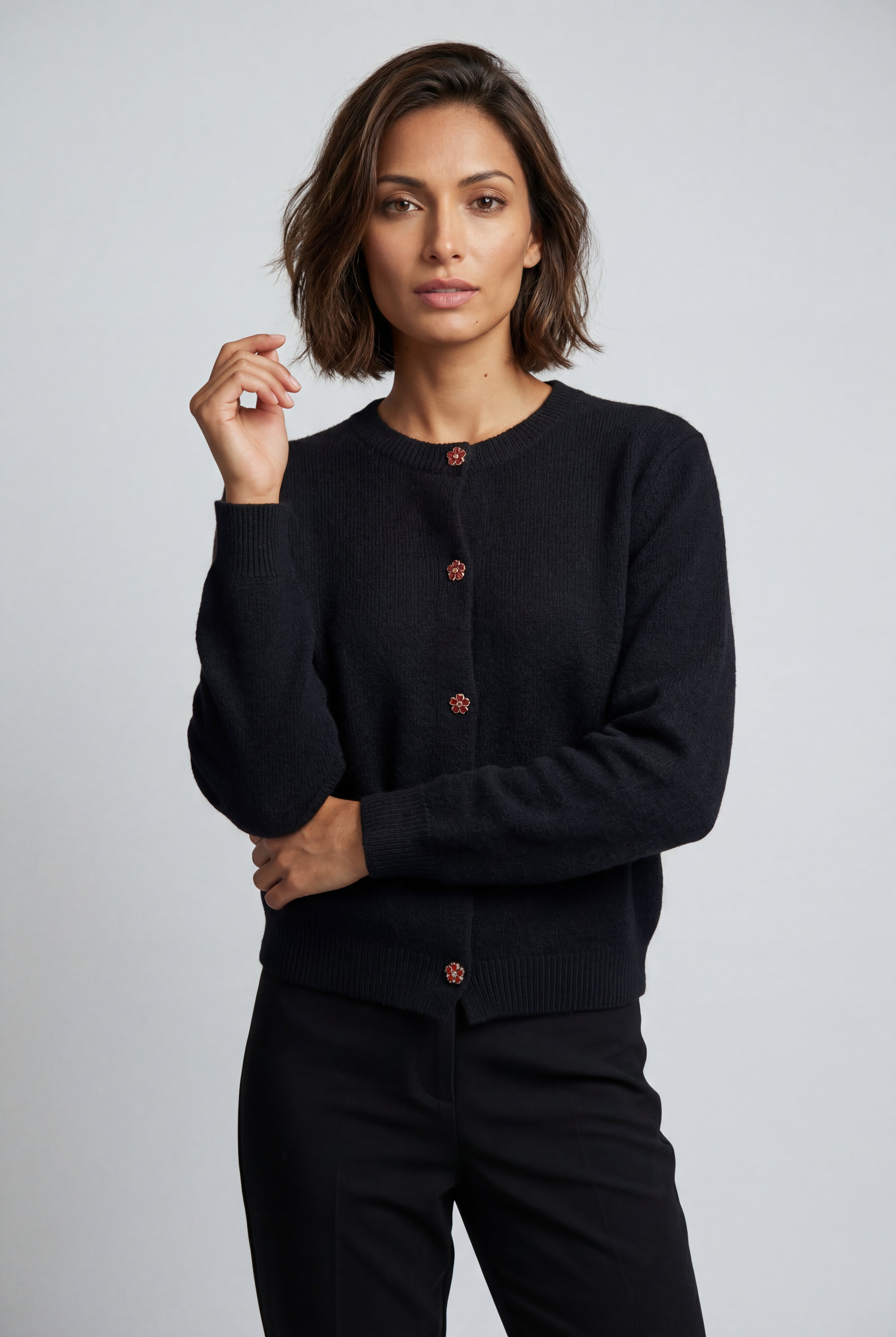 Crew Neck Cropped Button-up Cardigan with Ribbed Hem | Senna