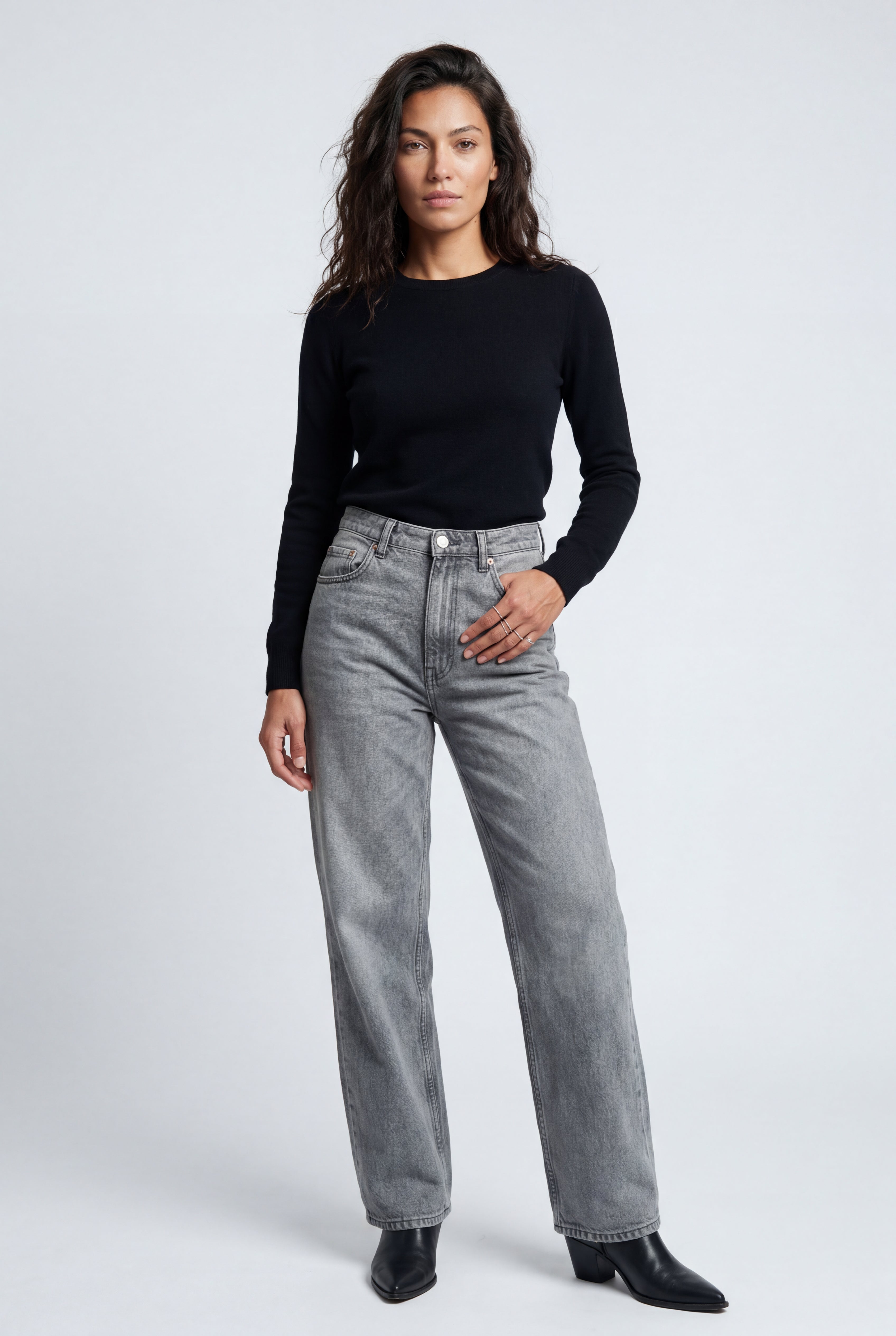 Lia | High-waisted Wide Leg Full-length Jeans