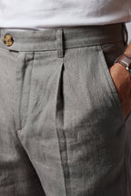 Elcevi | Pleated Front Tailored Above-Knee Shorts For Men
