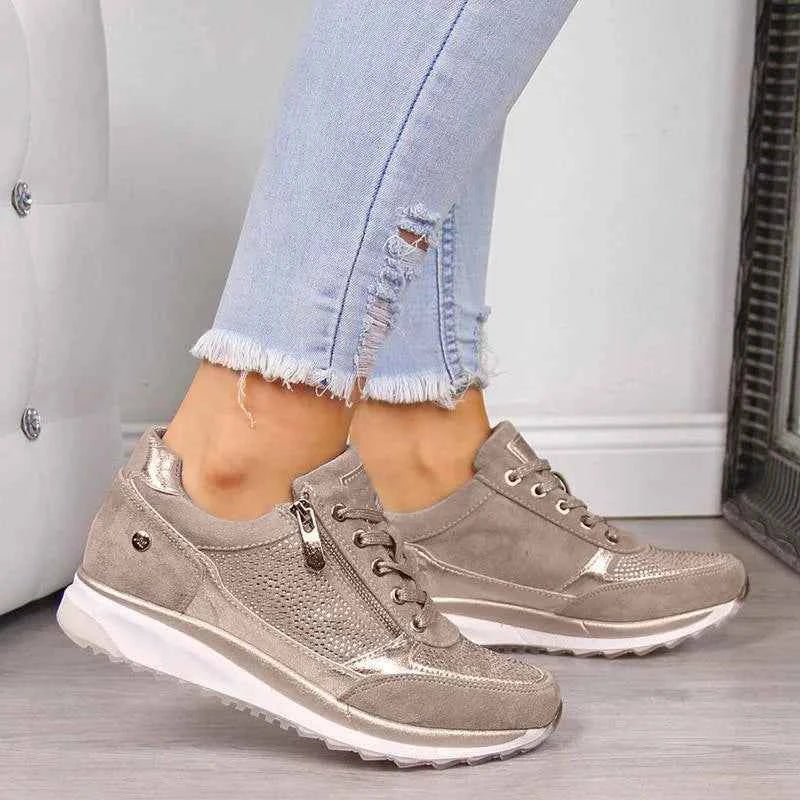 Lia | Women's Metallic Panel Low-Top Casual Sneakers