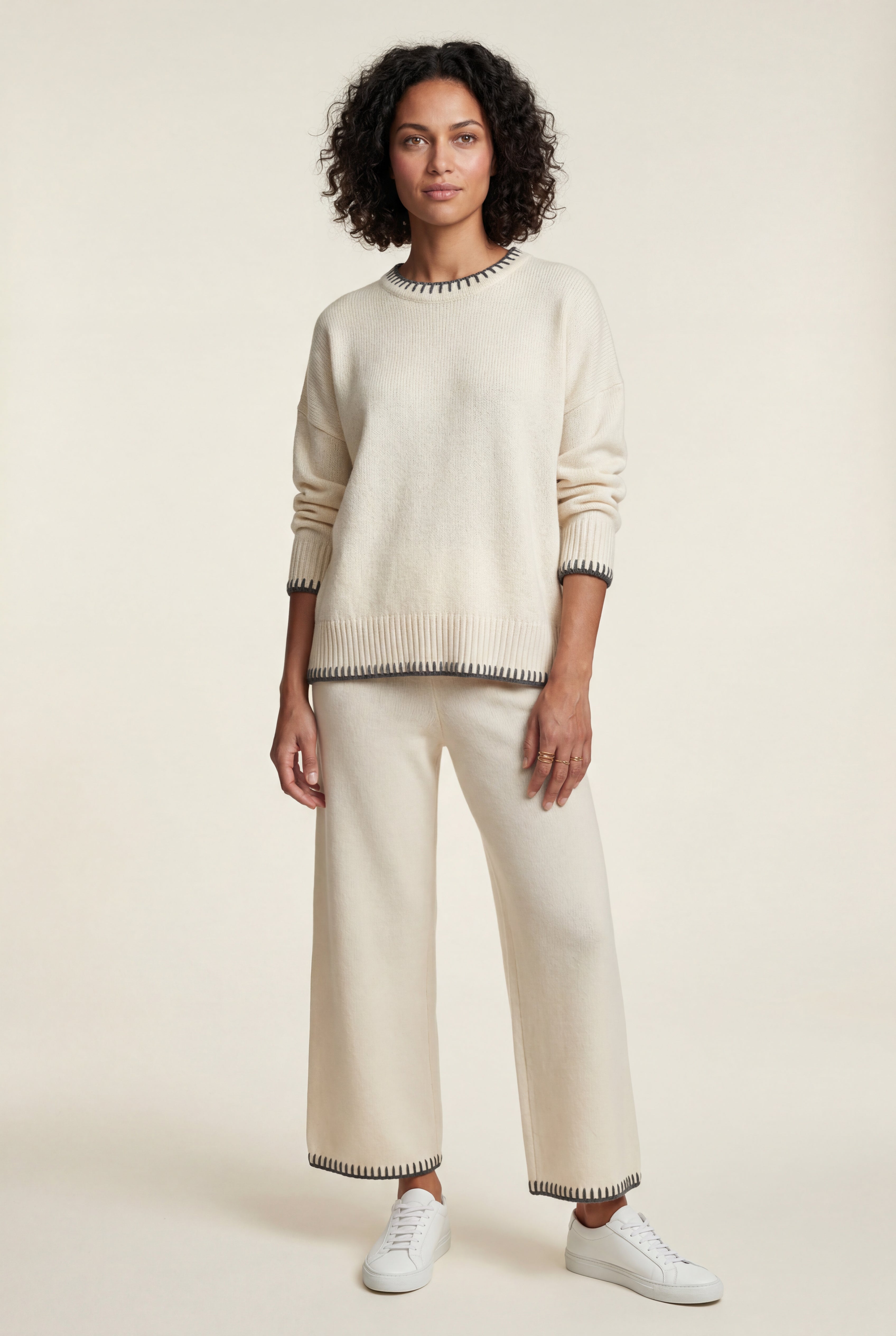 Lisa | Contrast Trim Relaxed Lounge Set