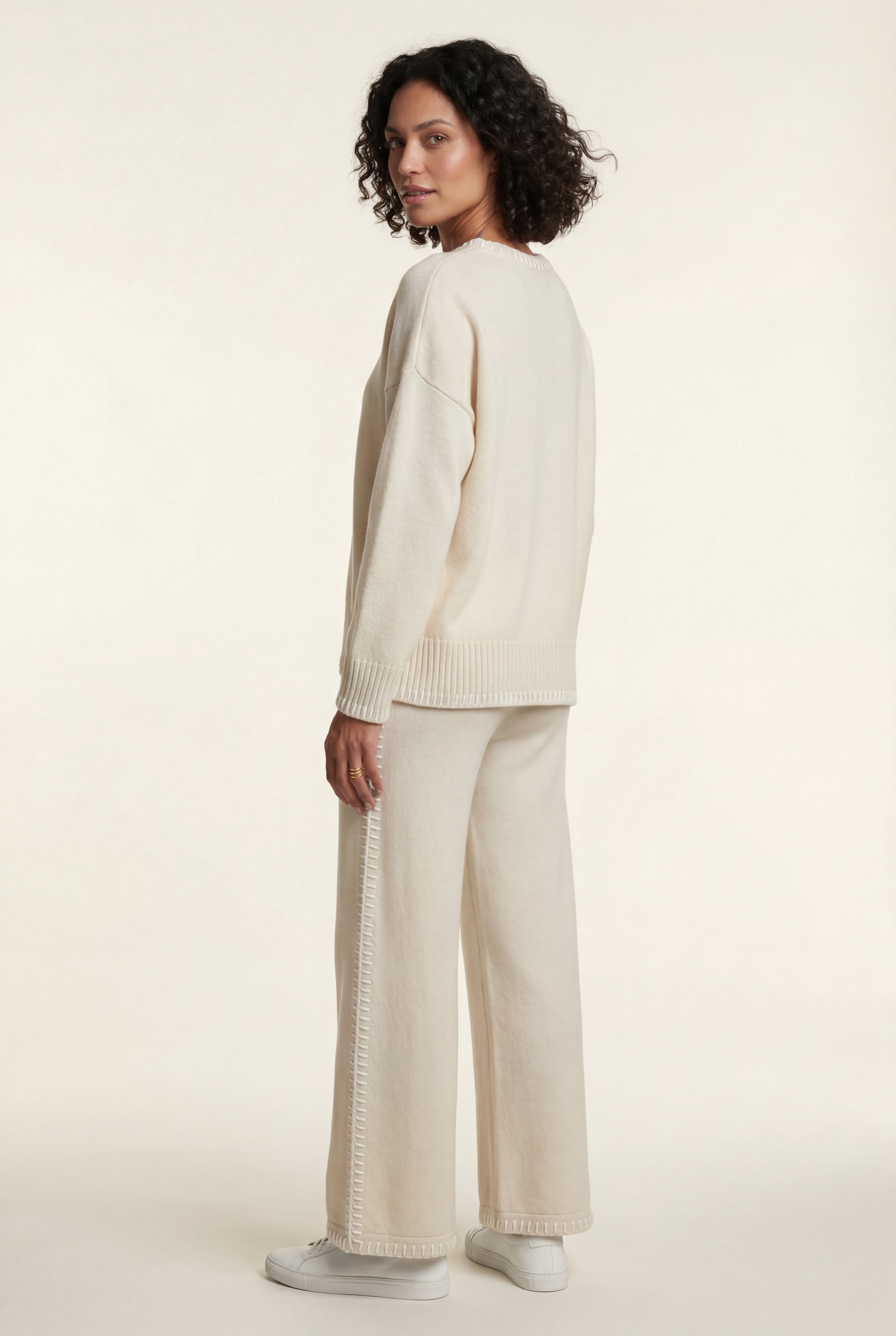 Lisa | Contrast Trim Relaxed Lounge Set