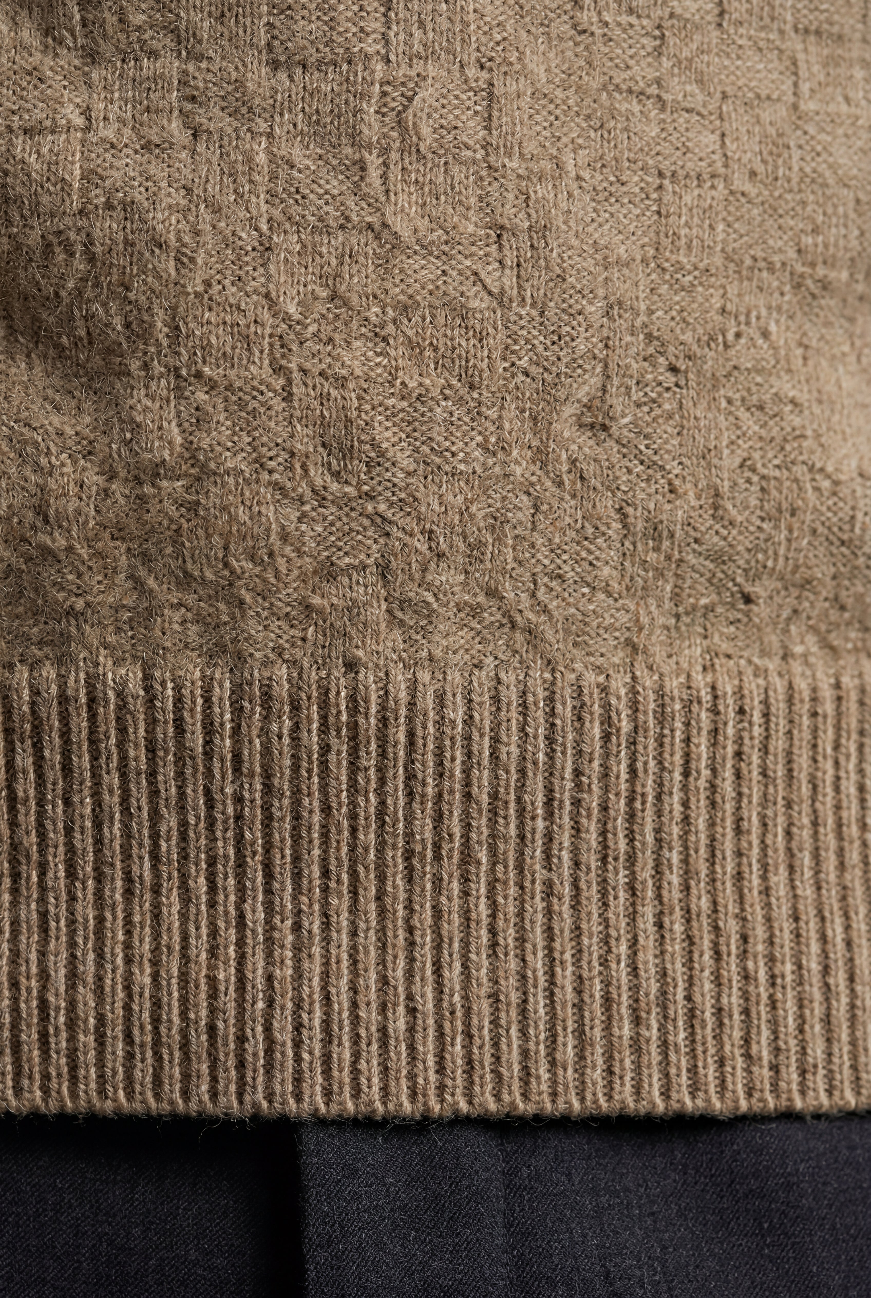 Liam | Classic V-neck Sweater Vest with Ribbed Hem
