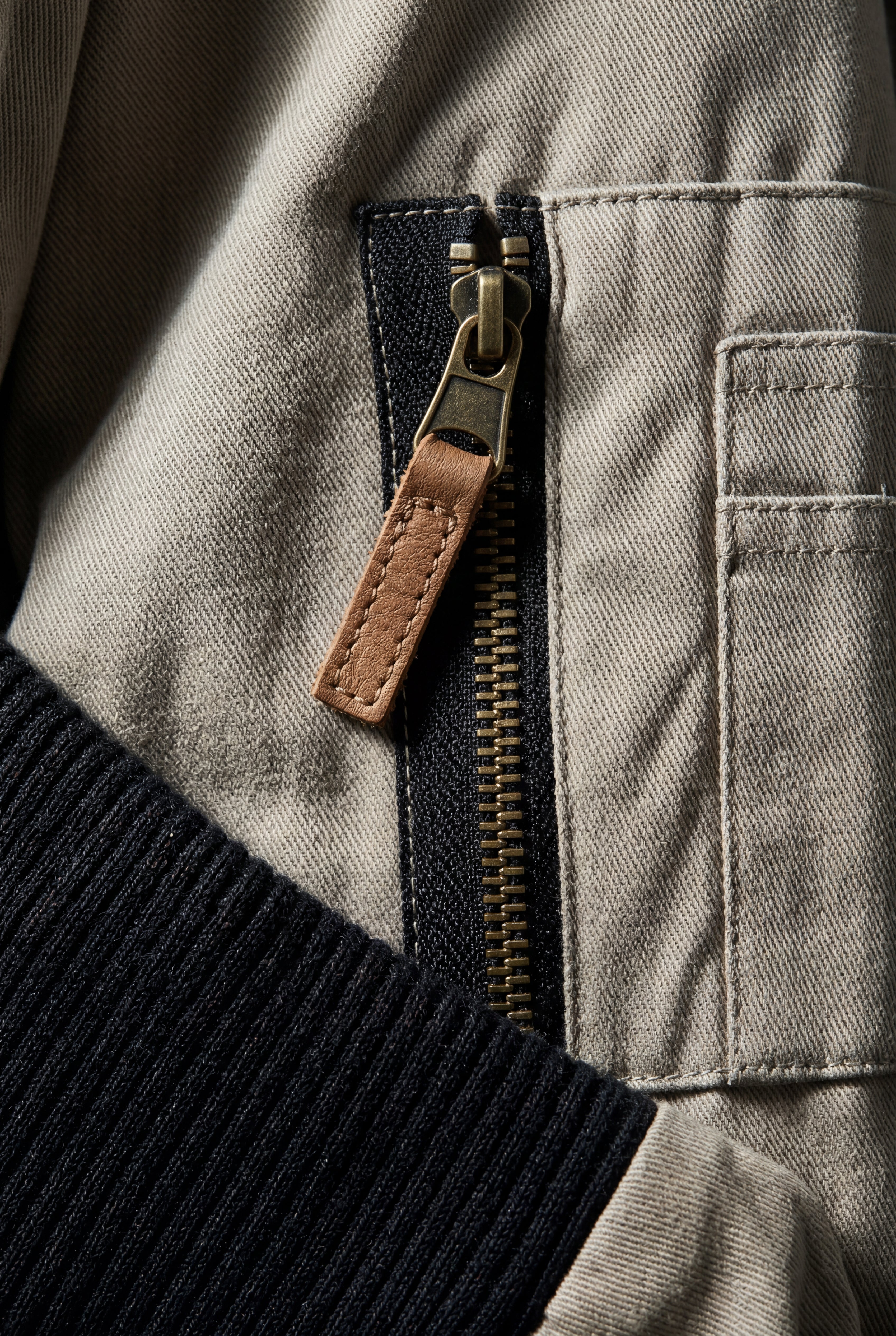 Liam | Contrast Lined Hooded Bomber Jacket