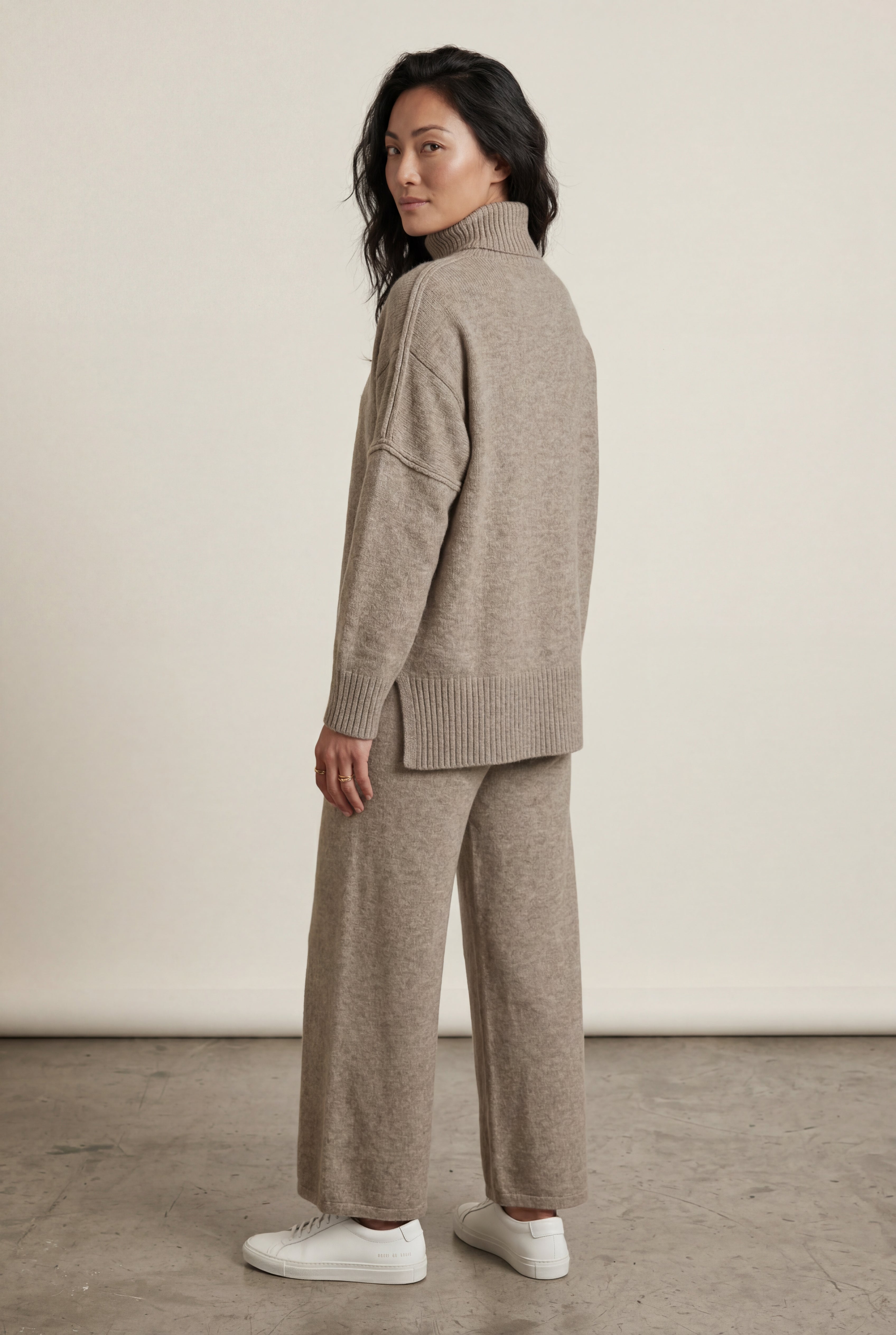 Lisa | Oversized Turtleneck Relaxed Lounge Set with Wide-leg Pants