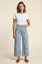 Lia | Cherry Embroidered Light Blue Wide-leg High-waisted Jeans