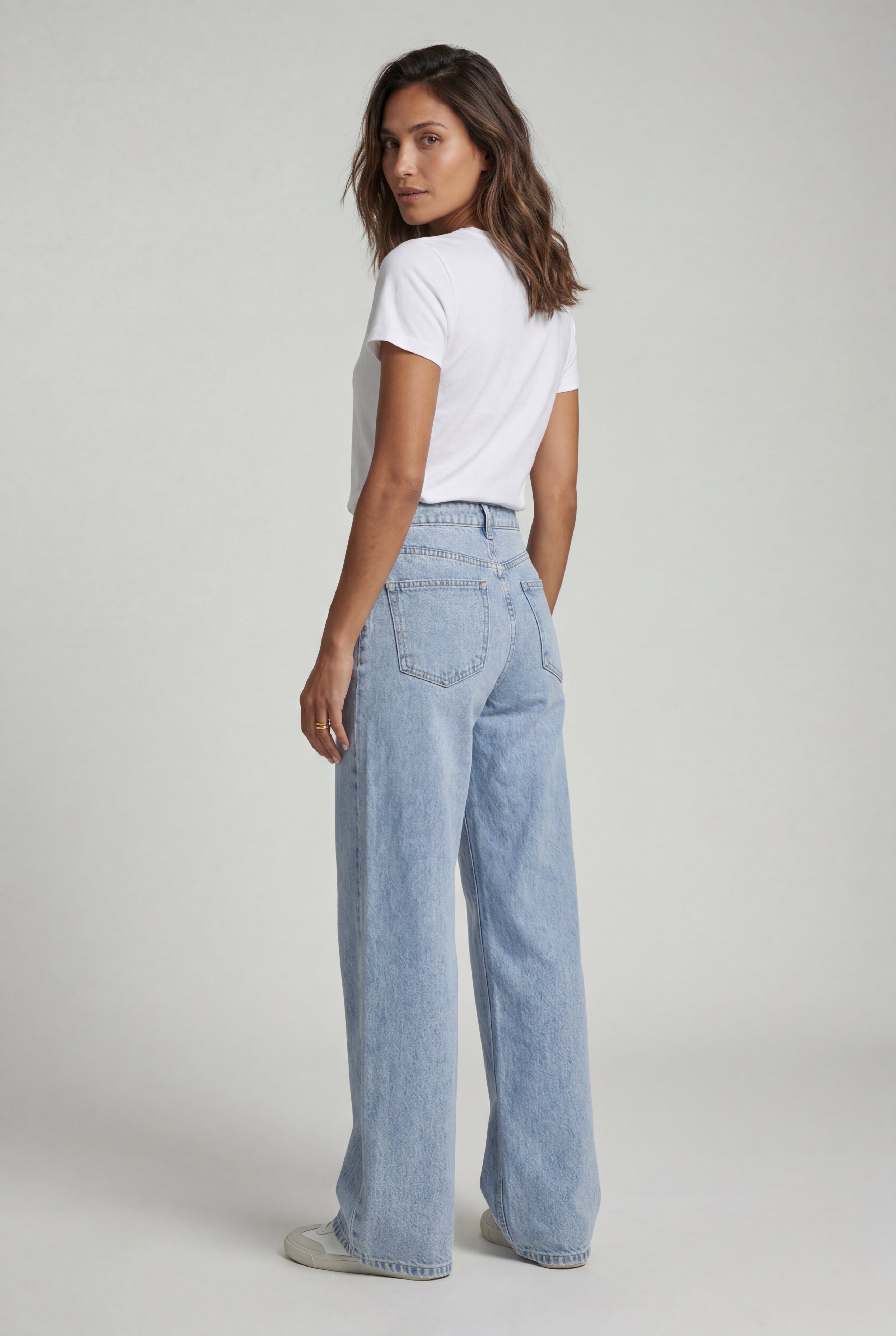 Lia | Light Blue High-waisted Wide-leg Trousers