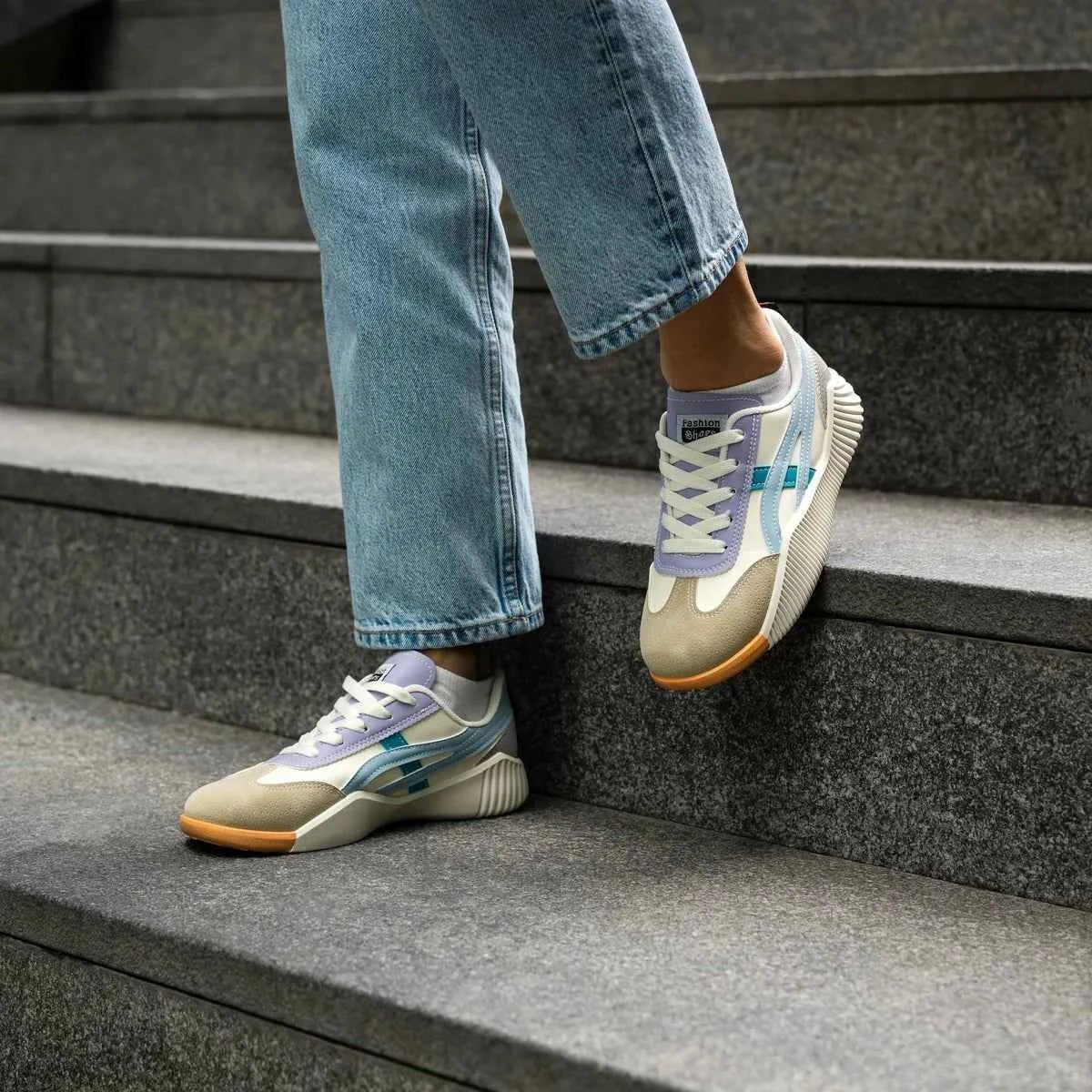 Gio | Women's Retro Low-Top Slip-On Sneakers with Color-Block Panels