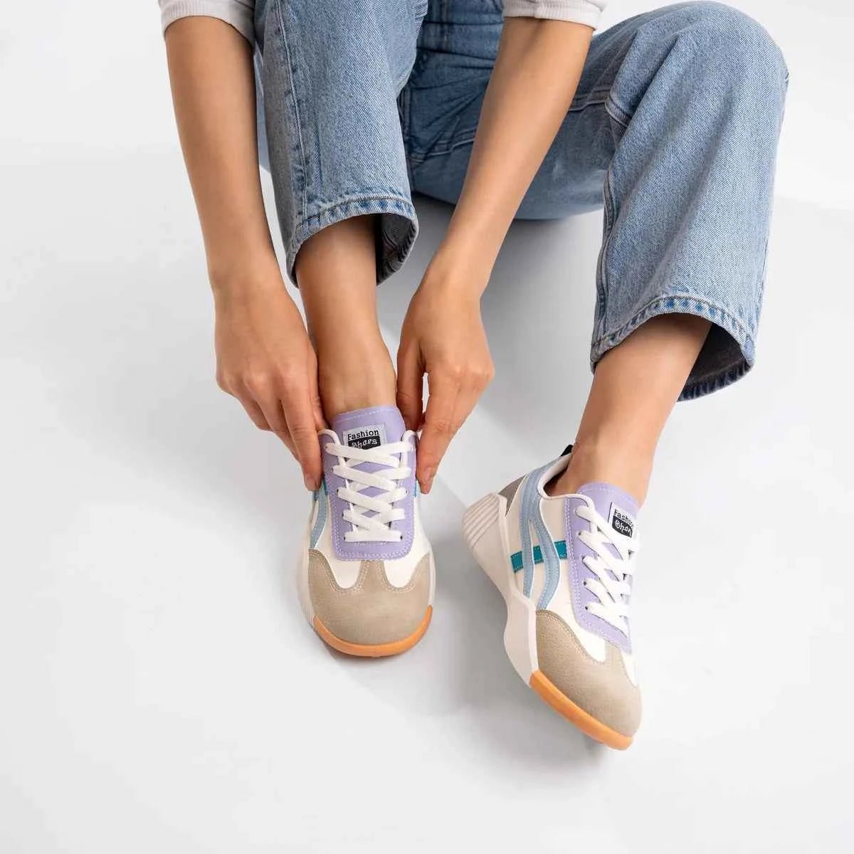 Gio | Women's Retro Low-Top Slip-On Sneakers with Color-Block Panels