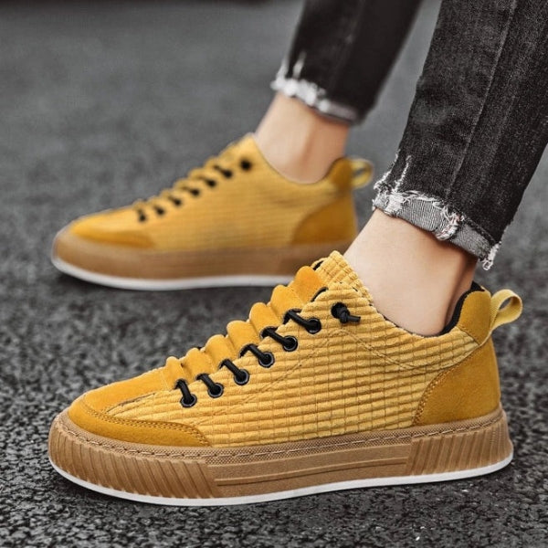 Gio | Textured Grid-pattern Low-top Sneakers with Contrast Sole