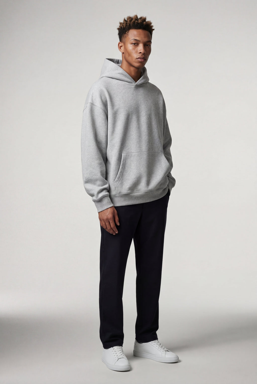 Liam | Relaxed Fit Pullover Hoodie with Kangaroo Pocket