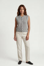 Lisa | Ribbed Button-front Sleeveless Crew Neck Vest