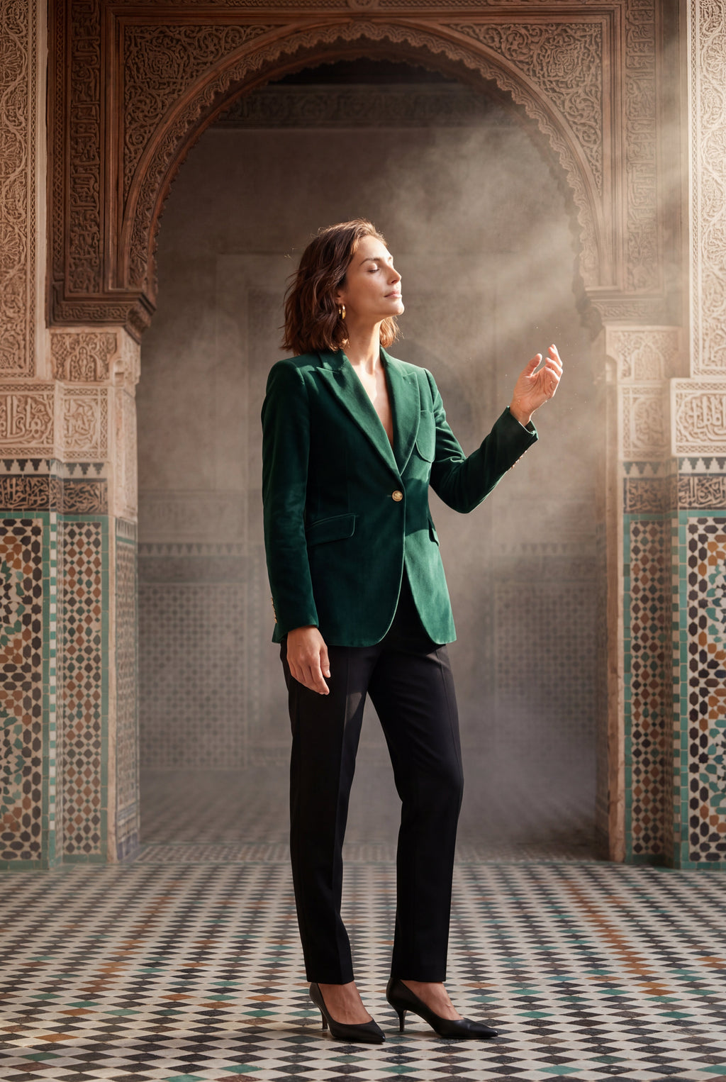 Lia | Gold Button Tailored Single-breasted Blazer