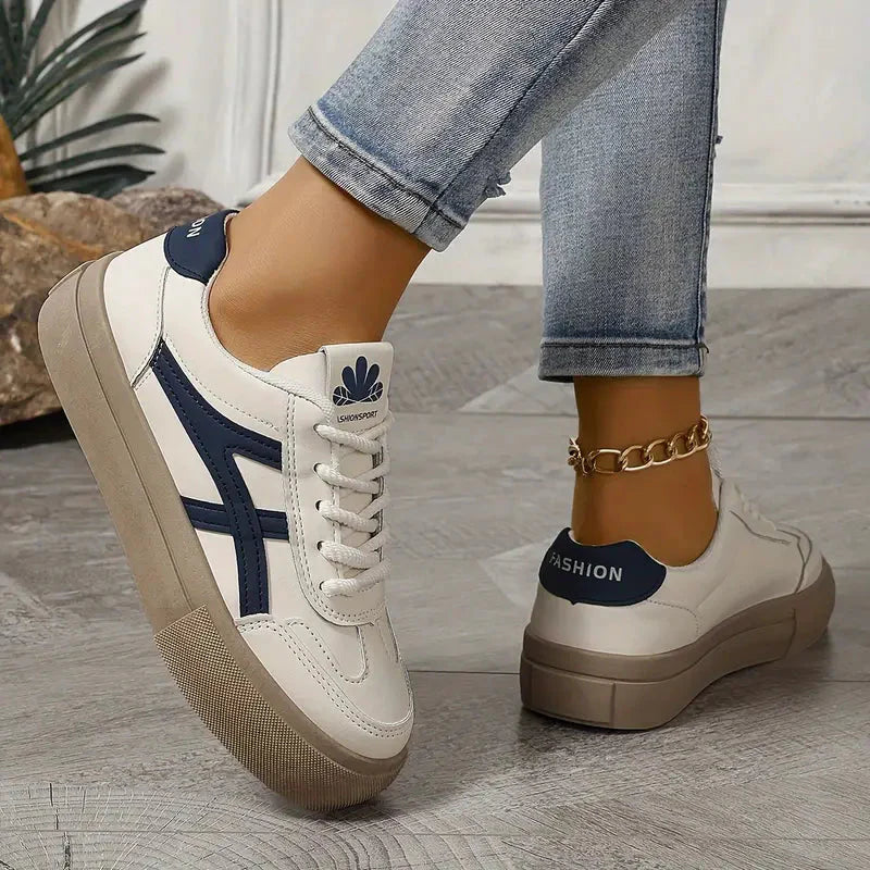 Lia | Women's Navy Contrast Stripe Retro Platform Sneakers