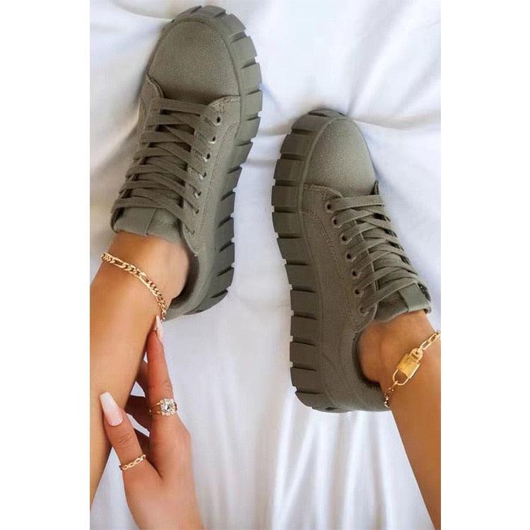 Lucy | Women's Chunky Platform Low-Top Canvas Sneakers