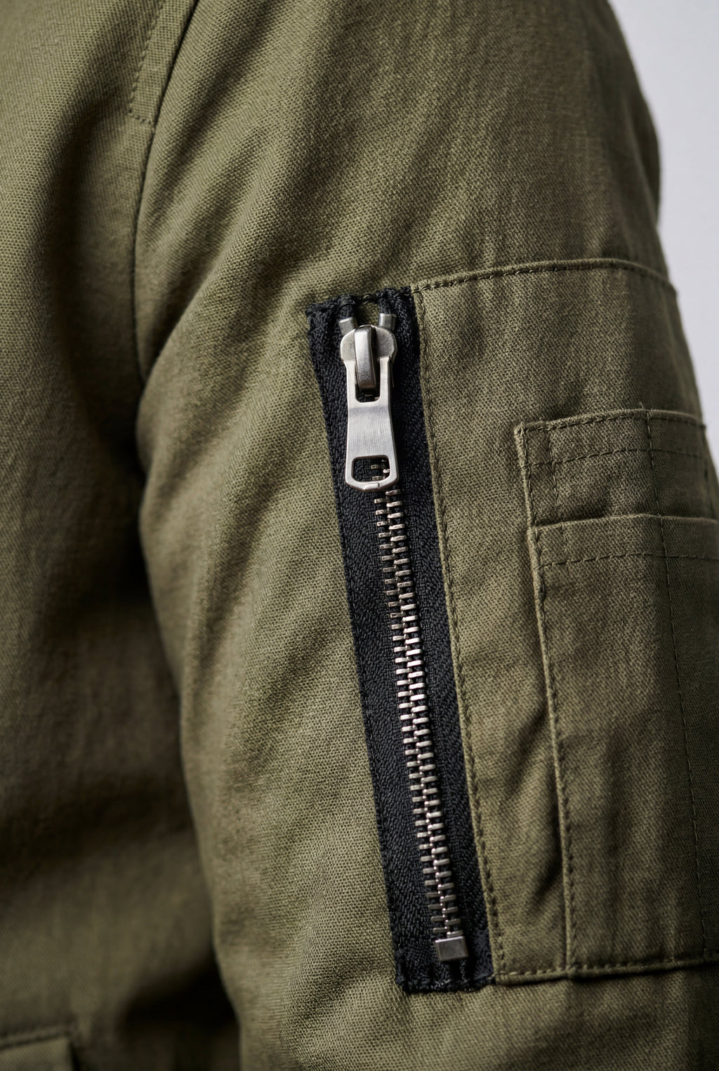 Liam | Men's Slim-Fit Minimalist Classic Bomber Jacket
