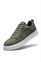 Liam | Minimalist Low Top Sneakers with Chunky Textured Sole