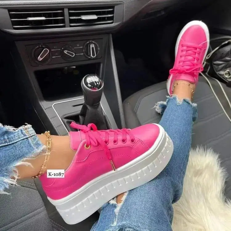 Lucy | Chunky Platform Lace-up Sneakers with Ridged Sole