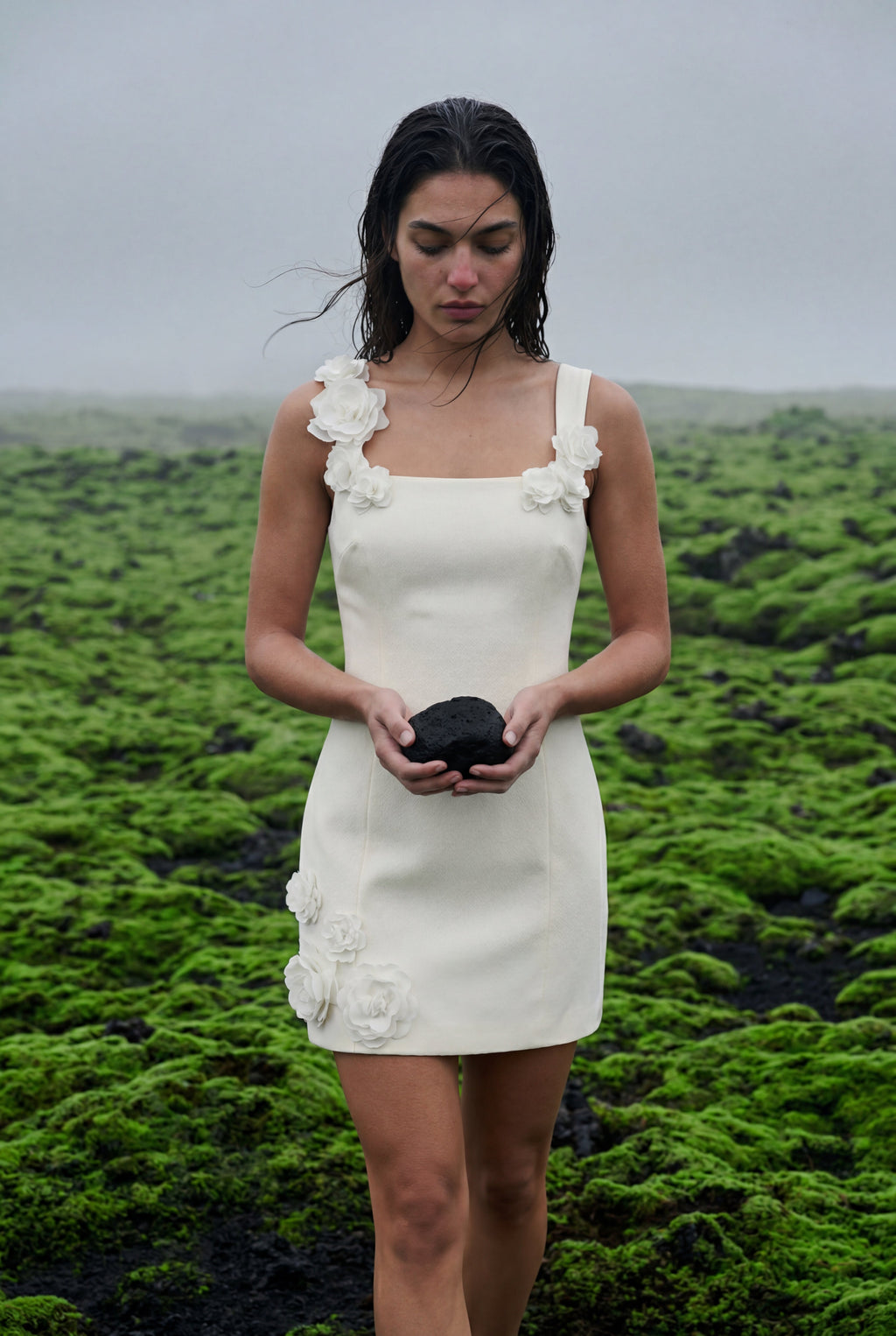 Elcevi | Floral Appliqué Square Neck Fitted Mini Dress For Women