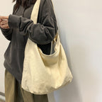 Noah Sara – Practical and Stylish Canvas Shoulder Bag