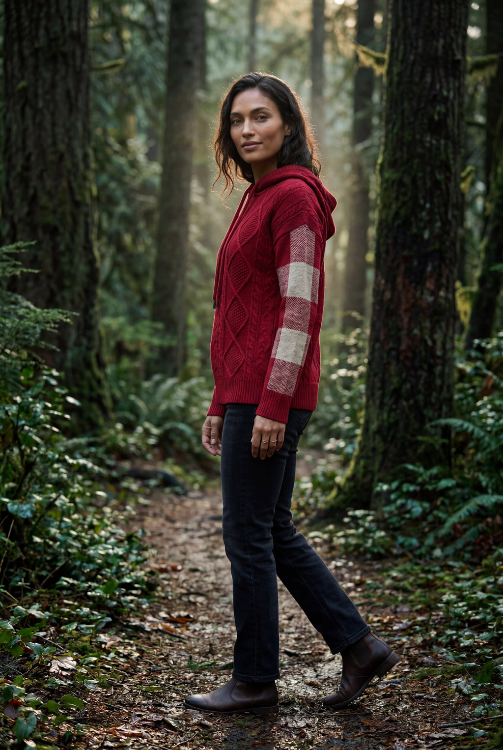 Lia | Oversized Cable Hoodie with Checked Sleeves