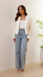 Carla - Women's short faux fur jacket with open collar