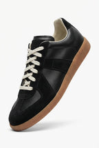 Liam | Retro Low-top Sneakers with Contrast Panels